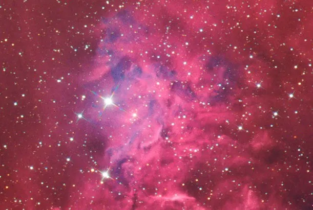 Full-resolution detail of the Flaming Star Nebula, IC 405