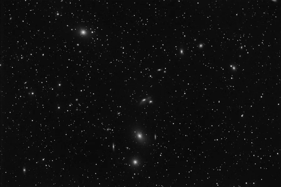 An earlier grayscale attempt at the Markarian Chain with an SBIG STL-6303E, May 2003