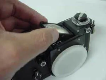 Interchangeable focusing screens for the Nikon F2