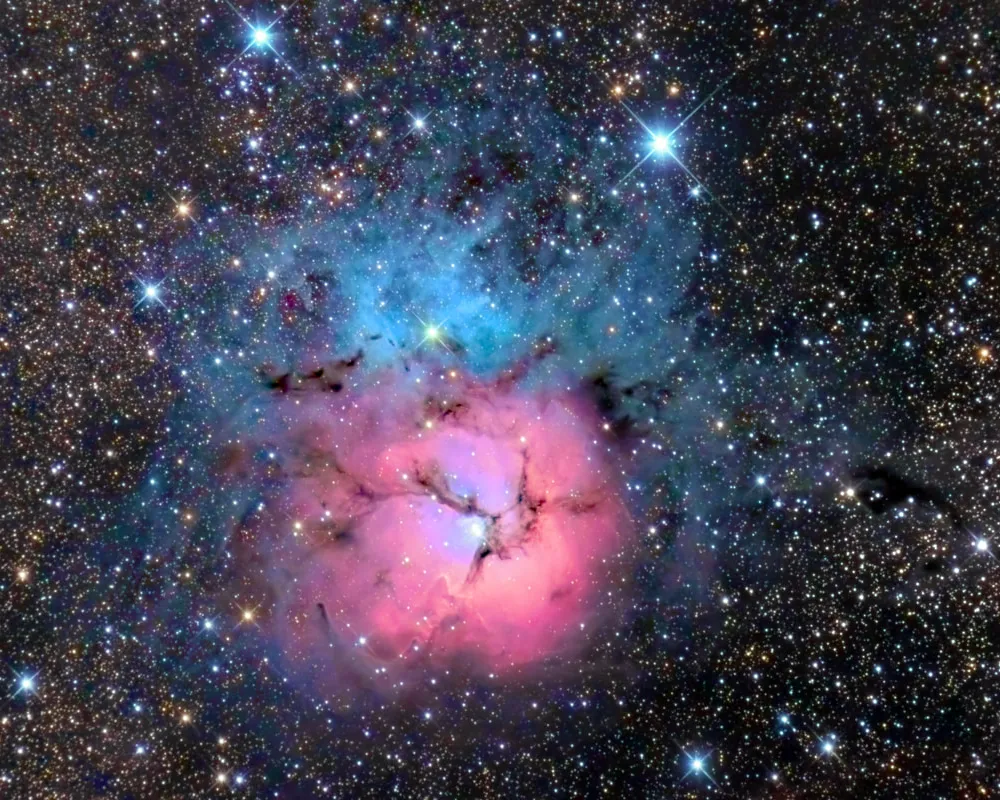 M20 - The Trifid Nebula