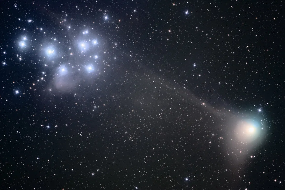 Machholz meets M45, a 2005 conjunction