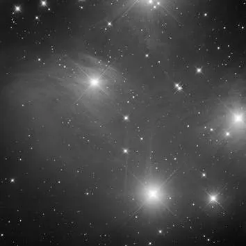 M45, a 60-minute stretched exposure
